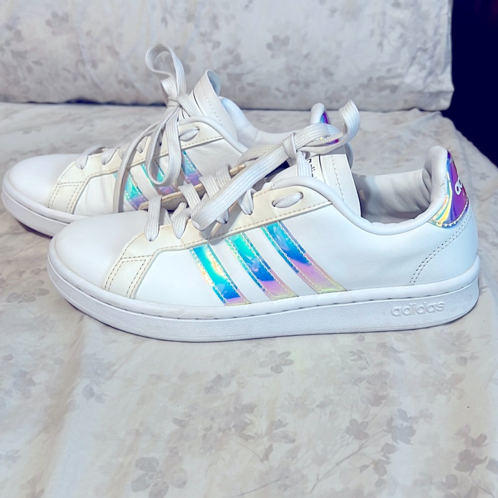 Adidas Grand Court White Iridescent Women’s Sneakers size 7